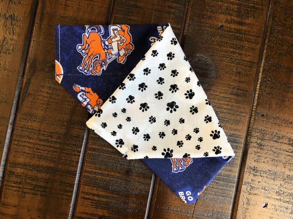 Denver Broncos Retro Logo Over-the-Collar Reversible Dog Bandana ~ Four Sizes, Optional Personalization