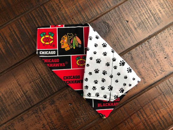 Chicago Blackhawks Over-the-Collar Reversible Dog Bandana ~ Four Sizes, Optional Personalization
