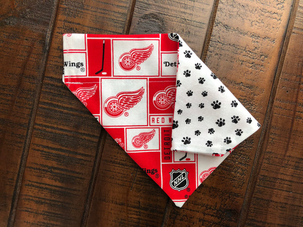 Detroit Red Wings Over-the-Collar Reversible Dog Bandana ~ Four Sizes, Optional Personalization