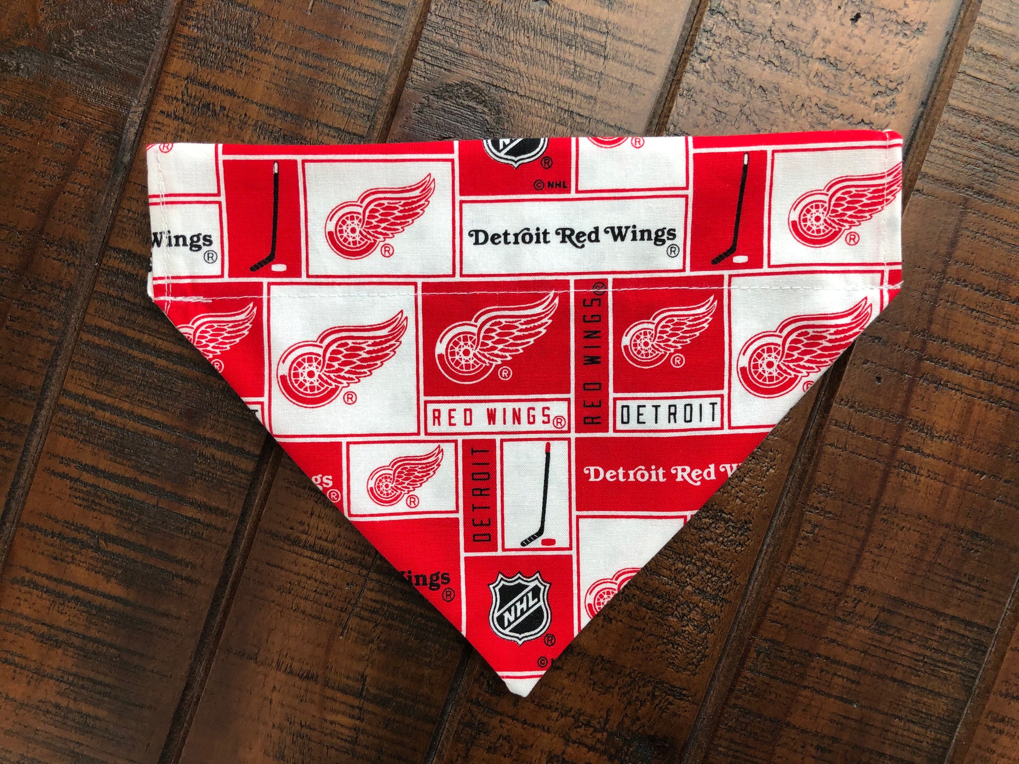 Detroit Red Wings Over-the-Collar Reversible Dog Bandana ~ Four Sizes, Optional Personalization