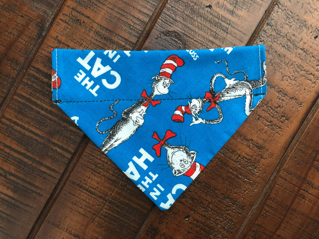 Cat in the Hat Over-the-Collar Reversible Dog Bandana ~ Four Sizes, Tw –  ENestor Products